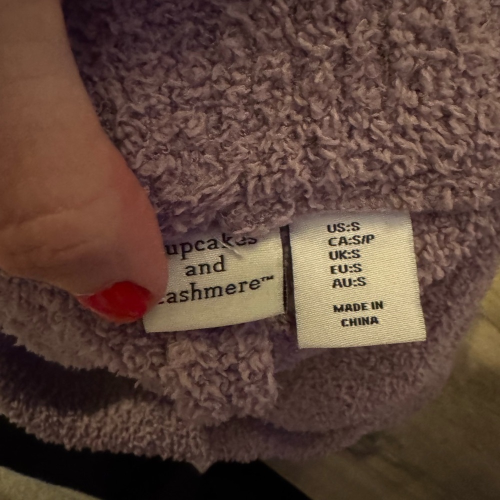 Cupcakes & Cashmere Lavender Lounge Set - Picture 4 of 8